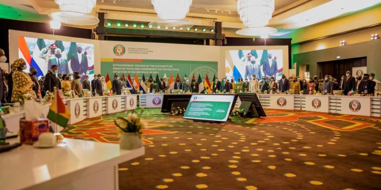 CEDEAO-UEMOA : Une pompe de sommets sans issue