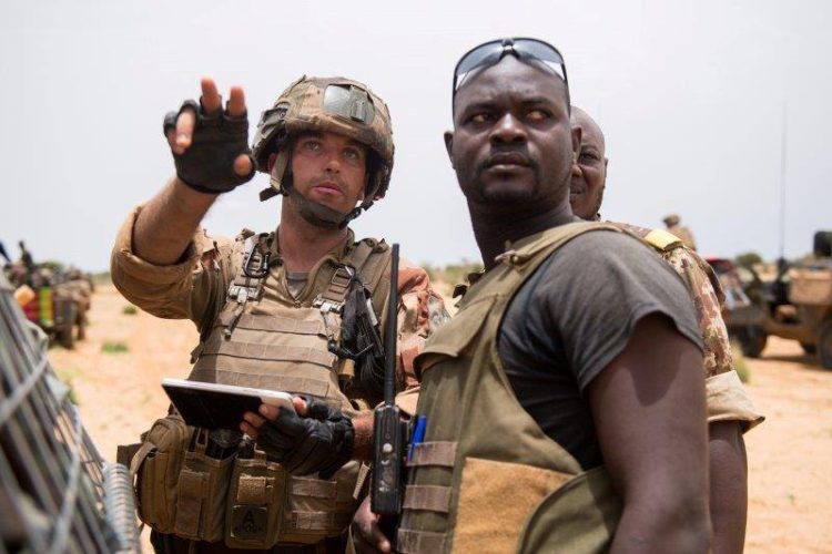Mali : les raisons de la reprise de la coopération militaire française
