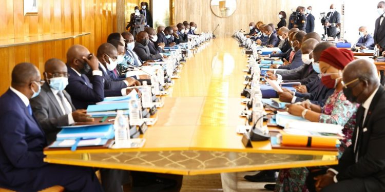 Côte d’Ivoire : vers un dernier tournant du dialogue politique national ?