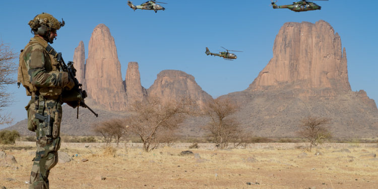 Sahel : vers une délocalisation des forces françaises ?