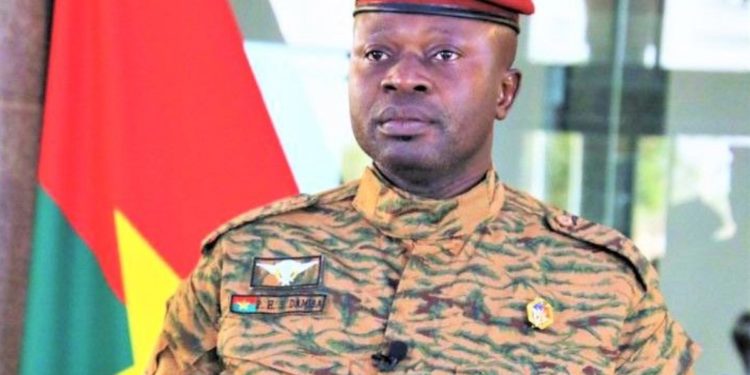 Burkina Faso : Damiba à la recherche d’inspiration