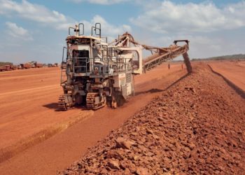 Guinée : la transformation de la bauxite sur place, un enjeu majeur pour l’économie nationale