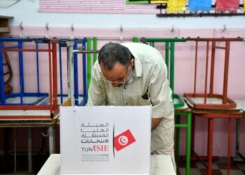 Tunisie : vers un régime « hyper présidentialiste » ?