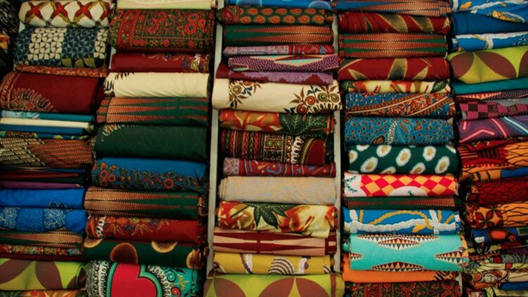 Mali : la création de richesses par le textile menacée par les importations