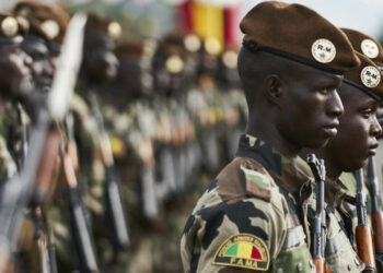 RÉFORME CONSTITUTIONNELLE AU MALI : UNE OLIGARCHIE MILITAIRE EN PERSPECTIVE ?