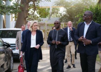 SÉNÉGAL-FRANCE : UNE AMITIÉ DANGEREUSE ENTRE MACKY SALL ET MARINE LE PEN : UN TÊTE-À-TÊTE EN CATIMINI ENTRE MACKY SALL ET MARINE LE PEN