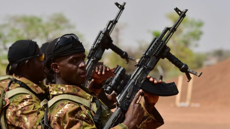 Burkina-Faso :  la chasse aux terroristes ouverte