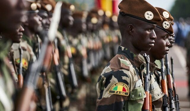 Mali : faut-il envoyer au front tous les officiers supérieurs ?