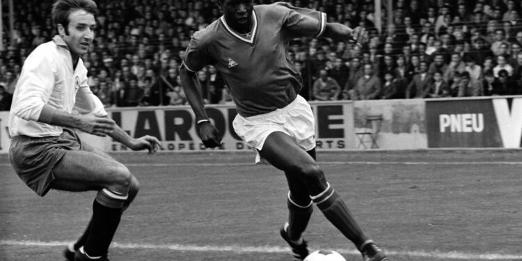 Sport : Salif Keita, la légende malienne du Football