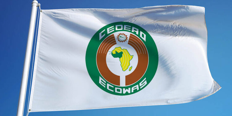Afrique de l’ouest : Quel avenir pour la CEDEAO après l’acquiescement des coups d’État ?