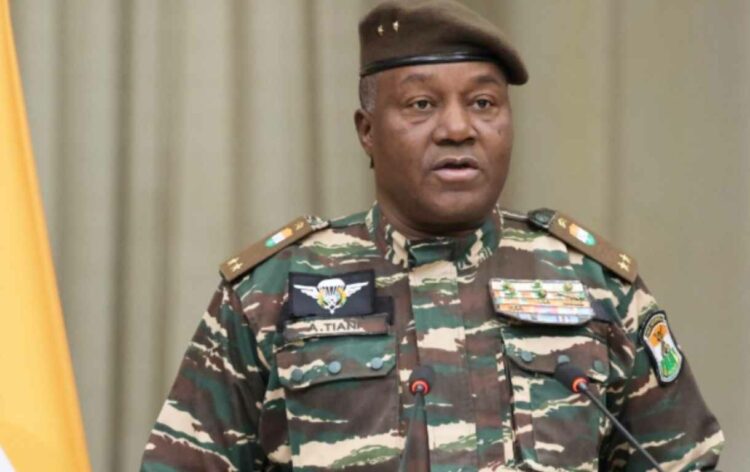 Le général Tiani institue une nouvelle « fête légale »