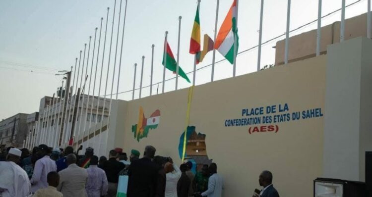 De la mémoire coloniale à la fierté nationale : Un chantier ambitieux pour le Mali et le Niger