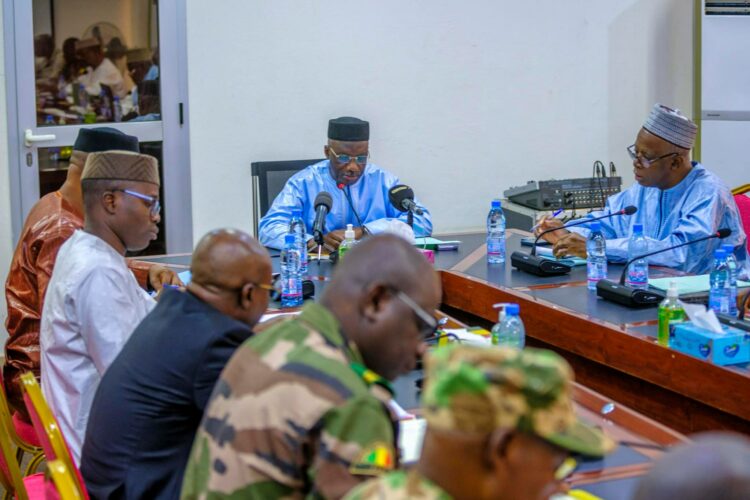 Mali : des chantiers pour restituer l’honneur et la dignité de l’armée