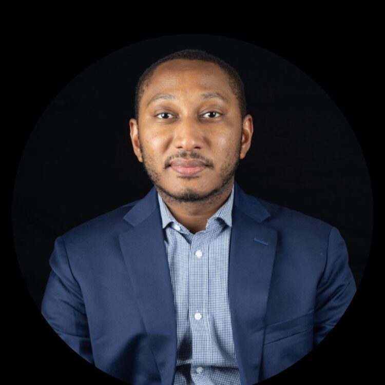 𝗔𝘂 𝗠𝗮𝗹𝗶, 𝗳𝗮𝘂𝘁-𝗶𝗹 𝗱𝗶𝗮𝗹𝗼𝗴𝘂𝗲𝗿 𝗮𝘃𝗲𝗰 𝘁𝗼𝘂𝘀 𝗹𝗲𝘀 𝗴𝗿𝗼𝘂𝗽𝗲𝘀 𝗮𝗿𝗺é𝘀 ?