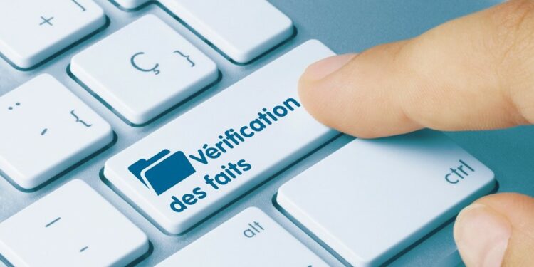 Le Fact-checking : un examen essentiel contre la désinformation  