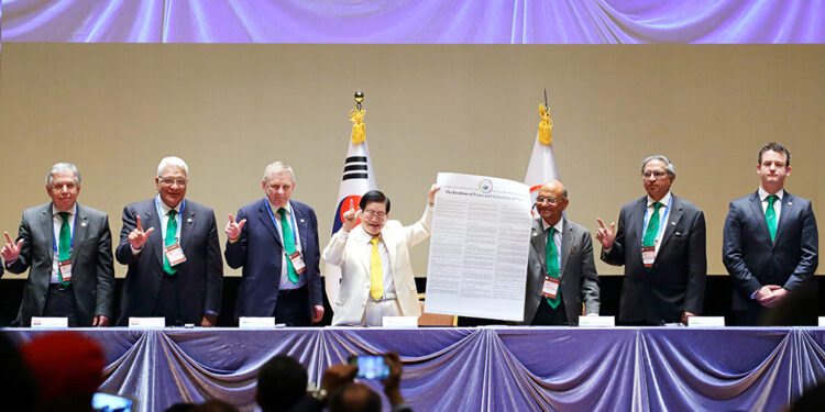 Déclaration pour la paix et la cessation des guerres : Après dix ans